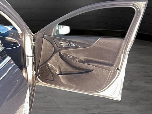 Used 2023 Chevrolet Malibu LT FWD image 23
