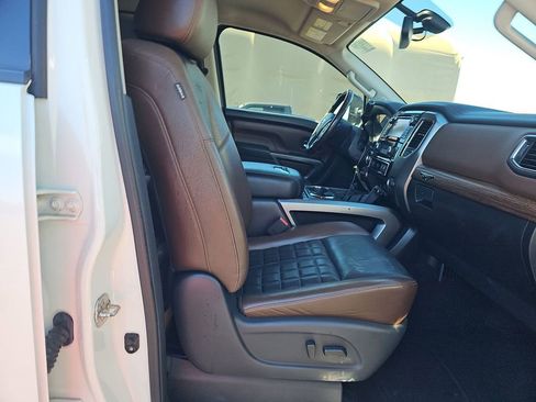Used 2018 Nissan Titan Platinum Reserve w/ Platinum Utility Package image 13