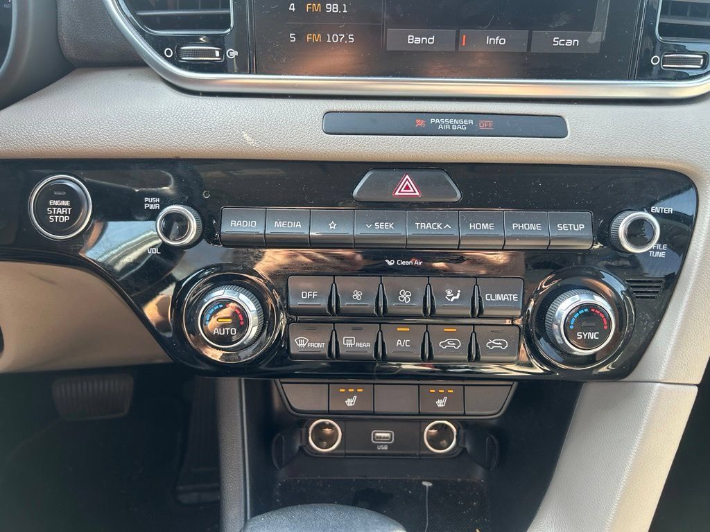 Used 2020 Kia Sportage EX FWD image 28
