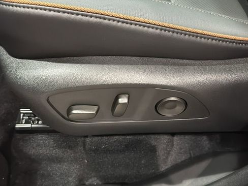 New 2026 GMC Acadia AT4 w/ LPO, Floor Liner Package image 27