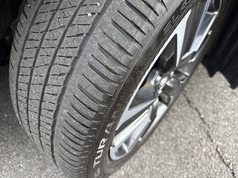 Used 2025 Lexus UX 300h AWD image 8