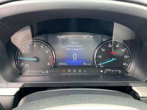 Used 2023 Ford Explorer XLT AWD/4WD image 24
