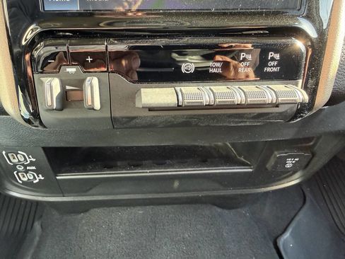 Used 2023 RAM 2500 Laramie image 20