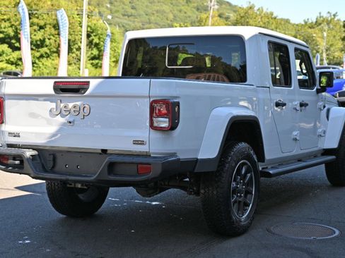 Used 2023 Jeep Gladiator Overland image 8