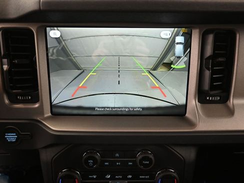 New 2025 Ford Bronco Outer Banks image 3