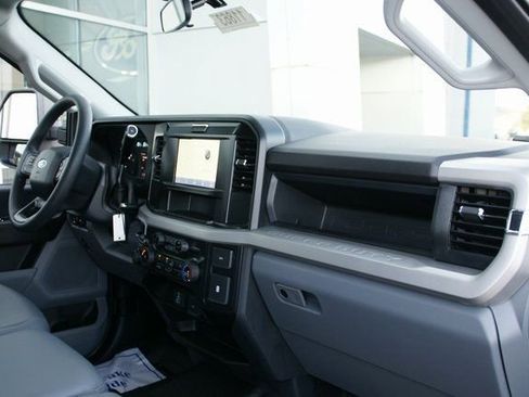 New 2026 Ford F350 XL w/ XL Chrome Package image 33