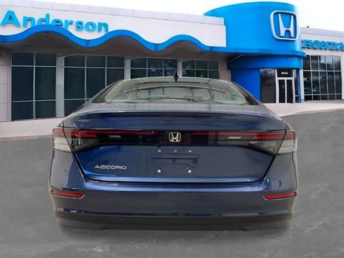 New 2025 Honda Accord SE image 4