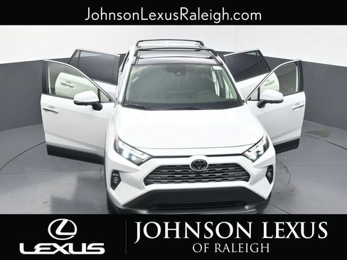 Used 2025 Toyota RAV4 Limited w/ Advanced Technology Package AWD/4WD image 33