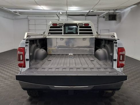 Used 2022 RAM 3500 Limited AWD/4WD image 24