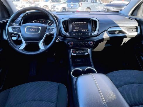 Used 2022 GMC Terrain SLE w/ Driver Convenience Package image 20