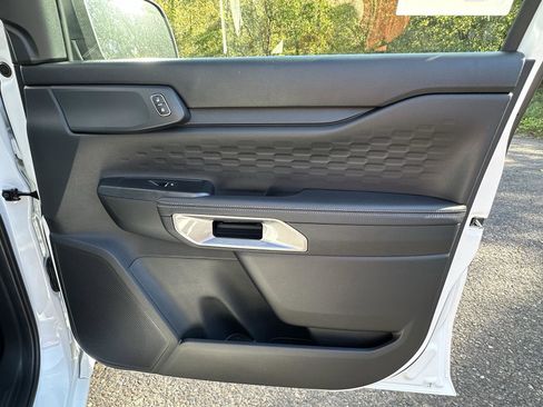 New 2025 Ford Ranger XLT w/ Equipment Group 301A High image 38