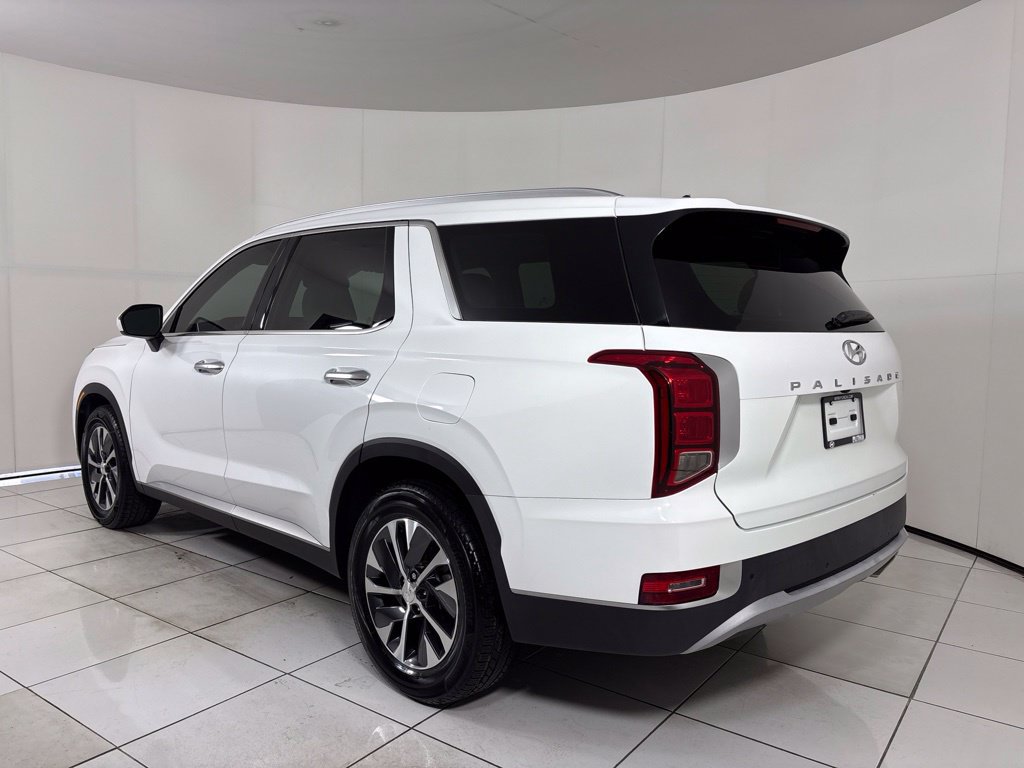 Used 2022 Hyundai Palisade SEL FWD image 3