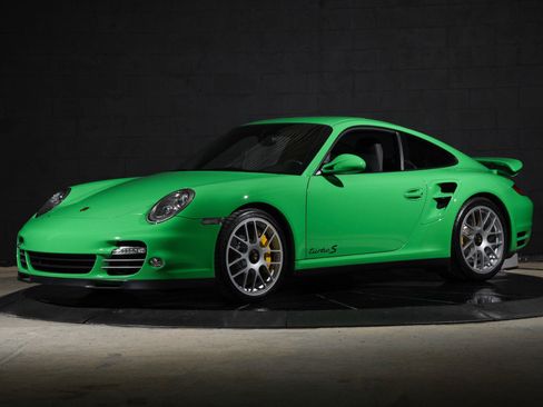 Used 2011 Porsche 911 Turbo S AWD/4WD image 10