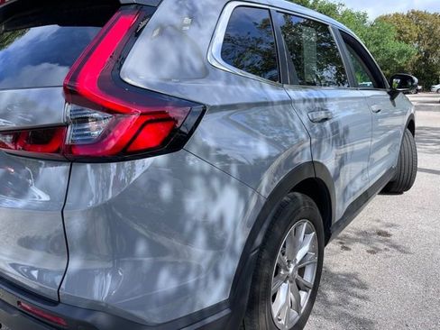 Used 2025 Honda CR-V EX-L image 4
