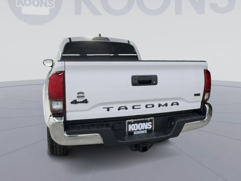 Used 2023 Toyota Tacoma SR5 AWD/4WD image 10