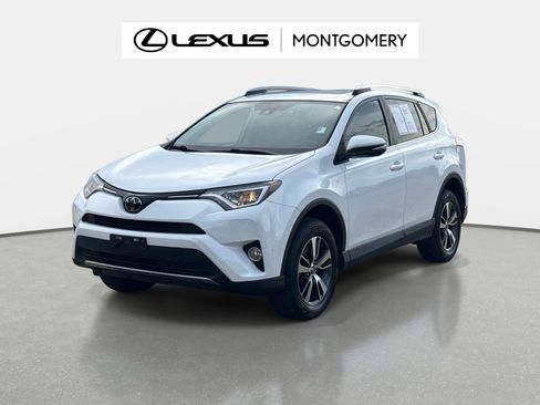 Used 2018 Toyota RAV4 XLE FWD image 7