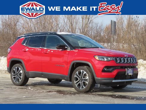 Used 2024 Jeep Compass Limited image 1