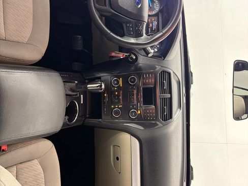 Used 2018 Ford Explorer FWD image 26