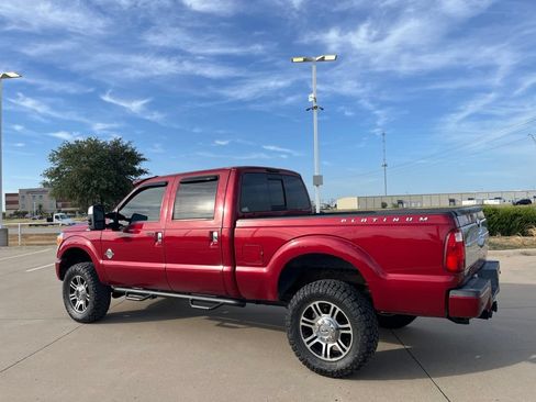 Used 2015 Ford F250 Platinum w/ Platinum Package AWD/4WD image 3