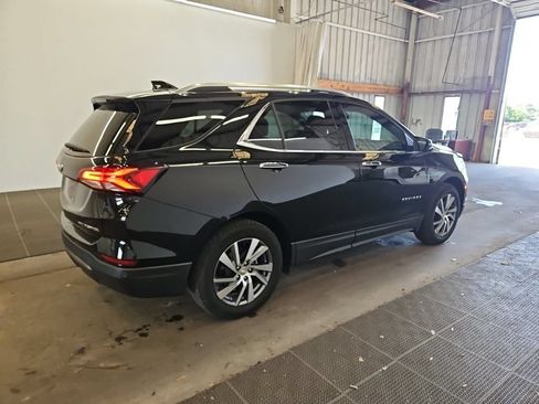 Used 2024 Chevrolet Equinox Premier AWD/4WD image 12