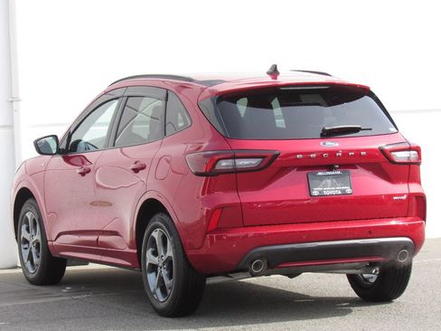 Used 2024 Ford Escape ST-Line w/ Tech Pack #1 AWD/4WD image 5