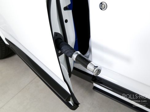 Used 2024 Rolls-Royce Cullinan Black Badge image 33