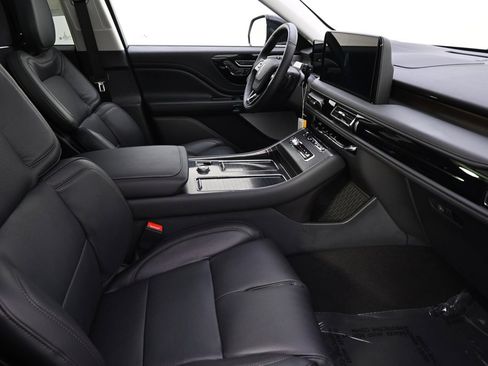 New 2026 Lincoln Aviator Reserve image 16