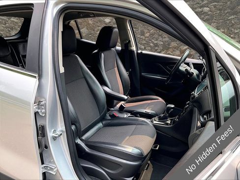 Used 2019 Buick Encore Preferred FWD image 7