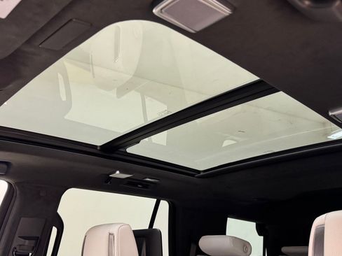 New 2025 Cadillac Escalade Sport Platinum w/ LPO, ONYX Package image 17