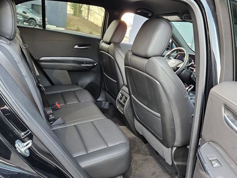 Used 2025 Cadillac XT4 Premium Luxury image 15