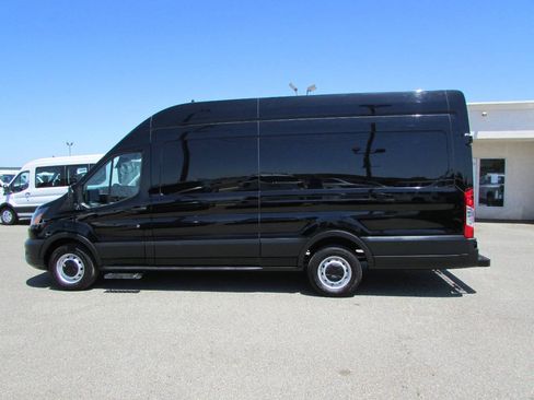 Used 2023 Ford Transit 250 148 High Roof Extended w/ Load Area Protection Package RWD image 10