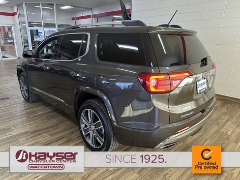 Used 2019 GMC Acadia Denali w/ Technology Package image 3