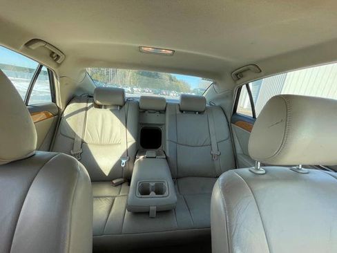 Used 2005 Toyota Avalon XL image 32