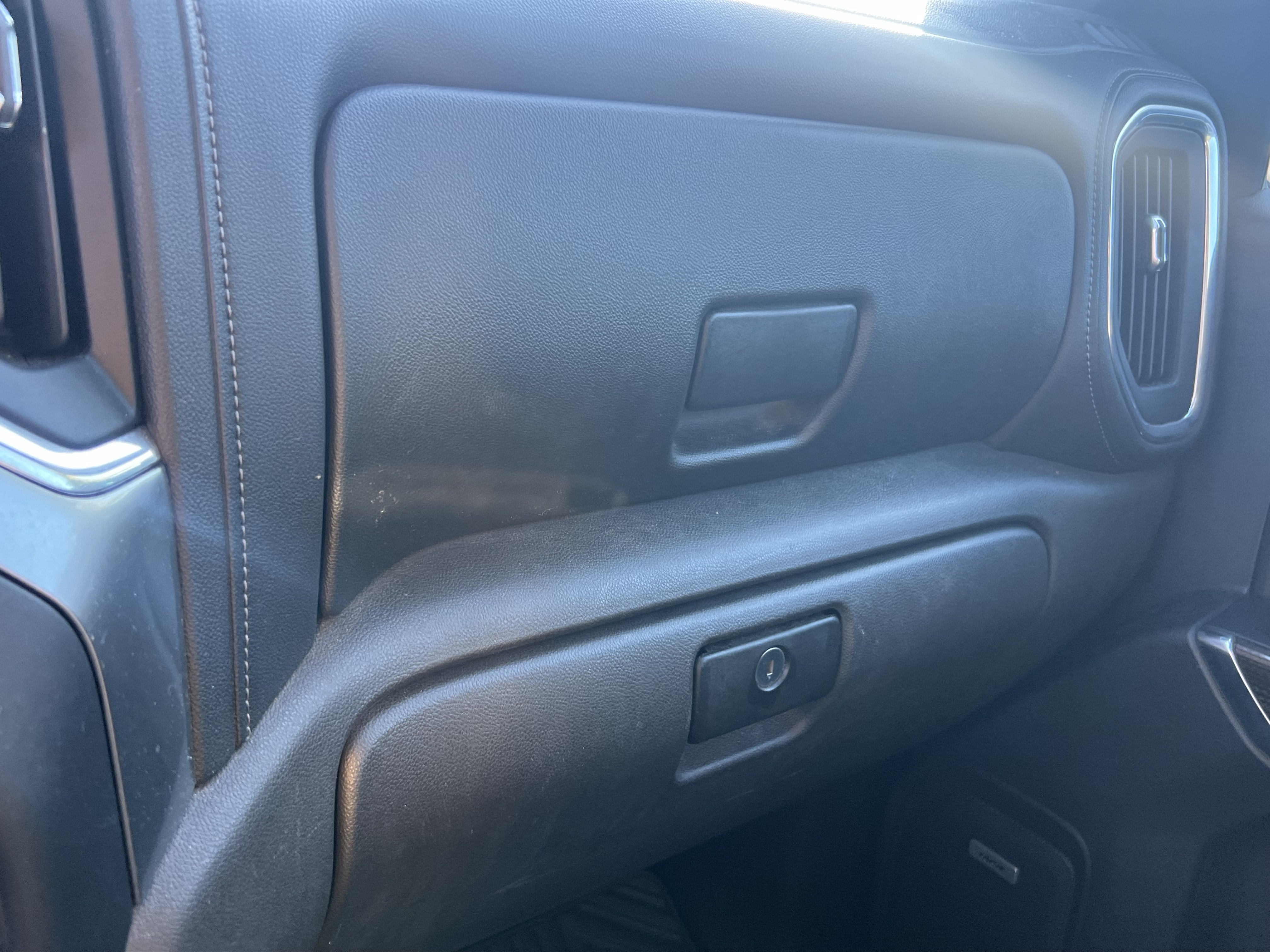Used 2020 Chevrolet Silverado 1500 RST w/ All-Star Edition AWD/4WD image 23