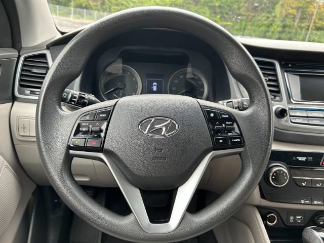 Used 2016 Hyundai Tucson SE w/ Option Group 02 FWD image 10