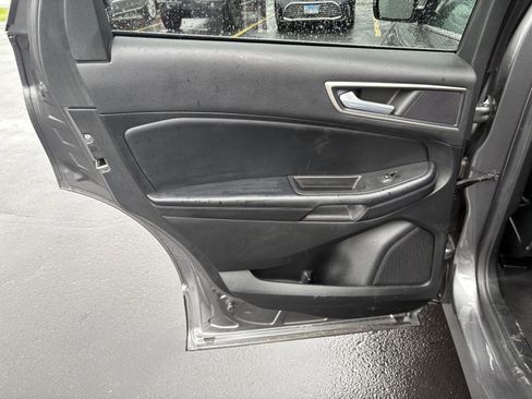 Used 2022 Ford Edge SEL AWD/4WD image 13