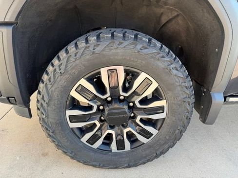 Used 2024 GMC Sierra 2500 Denali Ultimate w/ Max Trailering Package AWD/4WD image 12