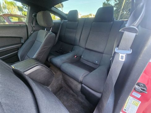 Used 2013 Ford Mustang Coupe image 13