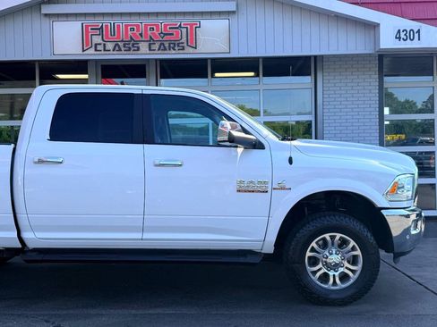 Used 2016 RAM 2500 Laramie AWD/4WD image 12