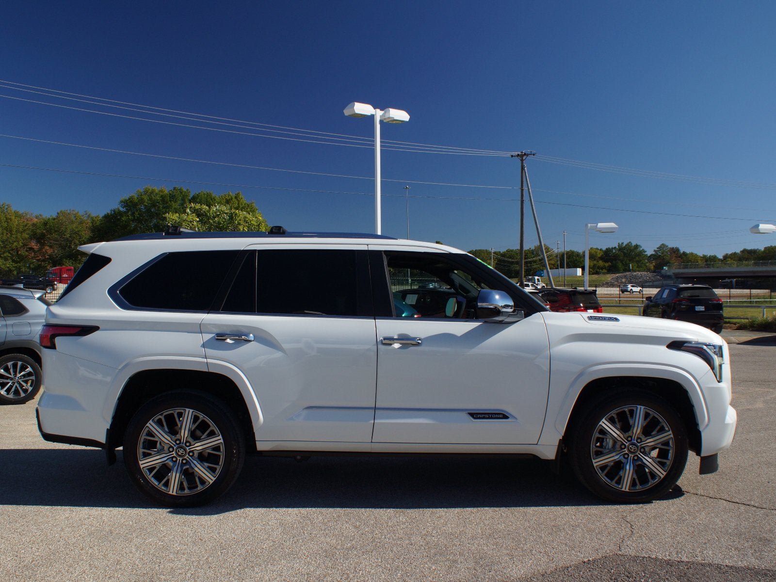 Used 2026 Toyota Sequoia Capstone AWD/4WD image 21