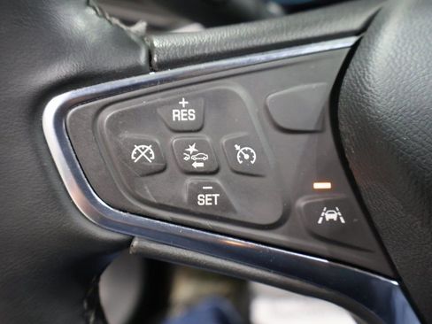 Used 2023 Chevrolet Malibu RS image 32