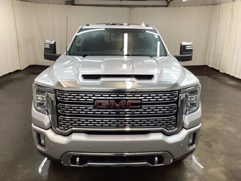 Used 2023 GMC Sierra 2500 Denali w/ Denali Ultimate Package image 3