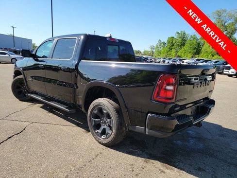 Used 2025 RAM 1500 Big Horn AWD/4WD image 5