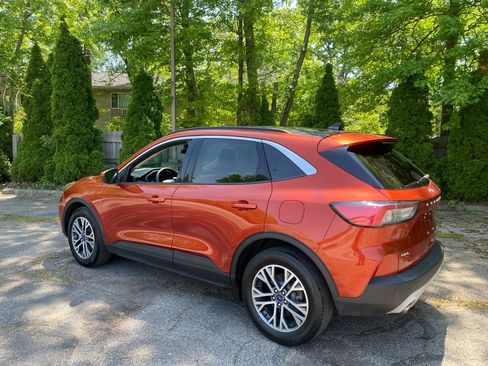 Used 2020 Ford Escape SEL AWD/4WD image 3