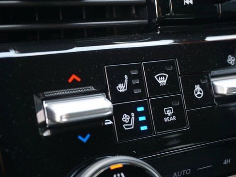 New 2025 Nissan Armada PRO-4X w/ Pro-4X Premium Package image 16