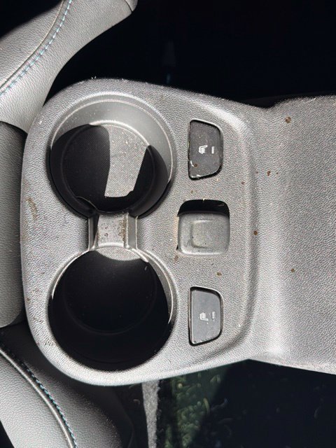 Used 2017 Chevrolet Volt Premier w/ Driver Confidence II Package FWD image 9