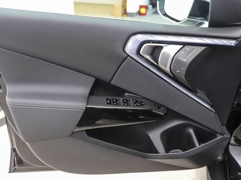 New 2026 BMW X3 xDrive30 w/ Premium Package image 10