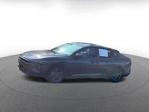 Used 2025 Kia K4 LXS image 8