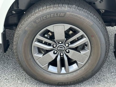 New 2025 Nissan Frontier SV w/ SV Convenience Package RWD image 36