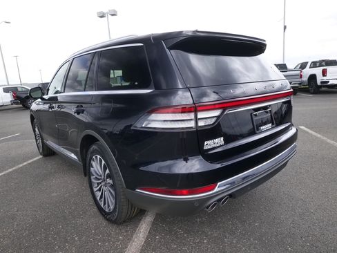Used 2022 Lincoln Aviator AWD w/ Premium Package image 6